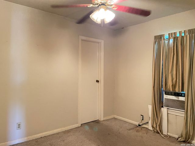 145 LEROUX ST, San Antonio, TX 78207