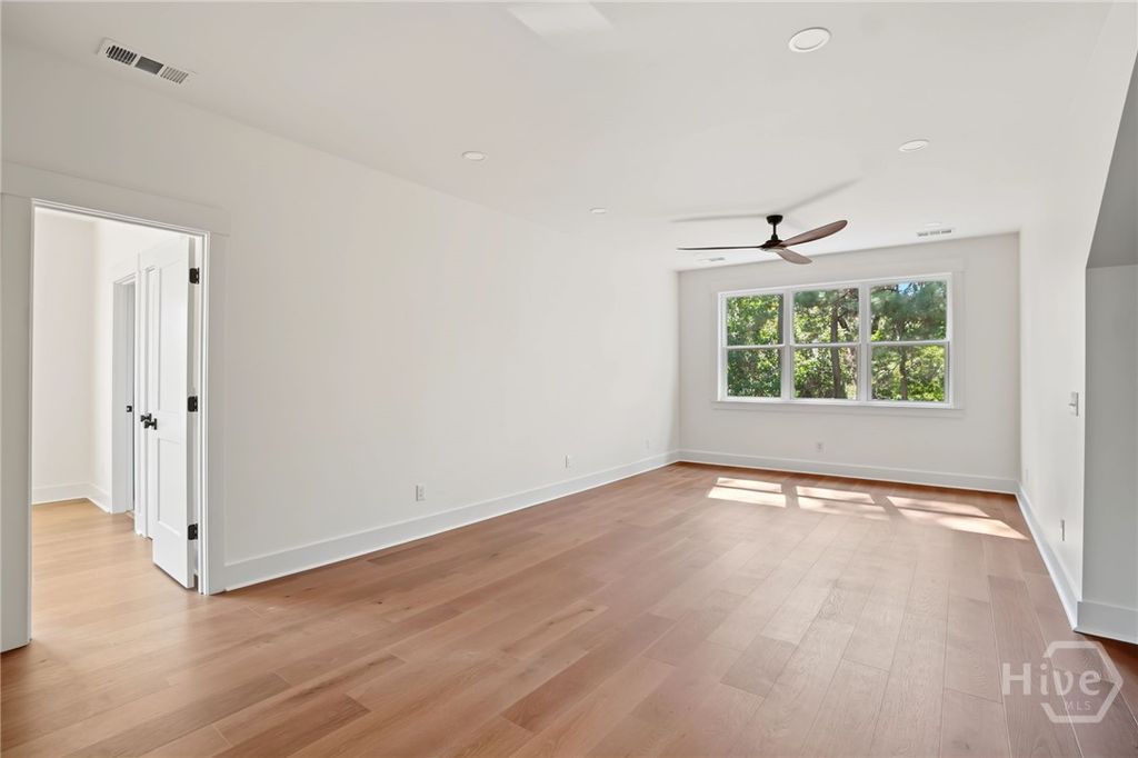Image 27 of property listing at 113 Chriswoodell Drive, Savannah, GA 31406