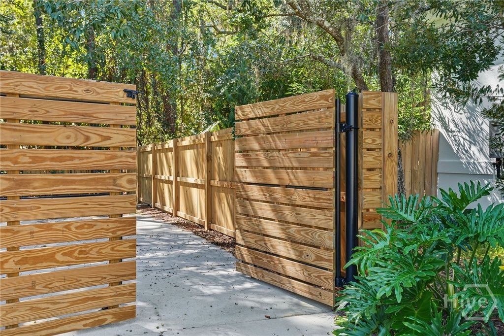 Image 35 of property listing at 113 Chriswoodell Drive, Savannah, GA 31406