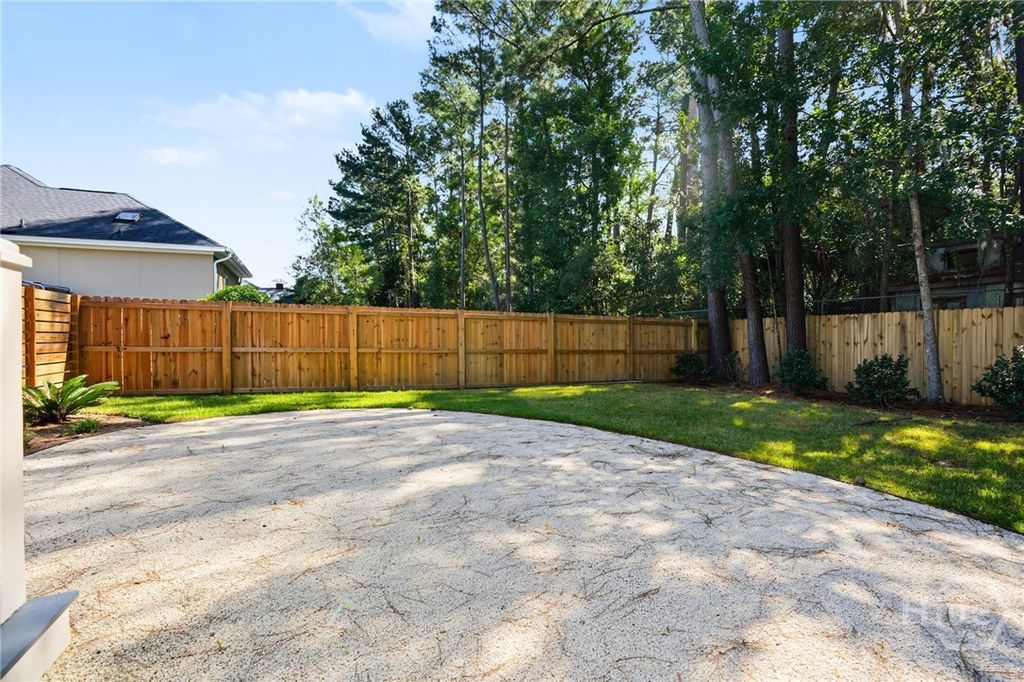 Image 39 of property listing at 113 Chriswoodell Drive, Savannah, GA 31406