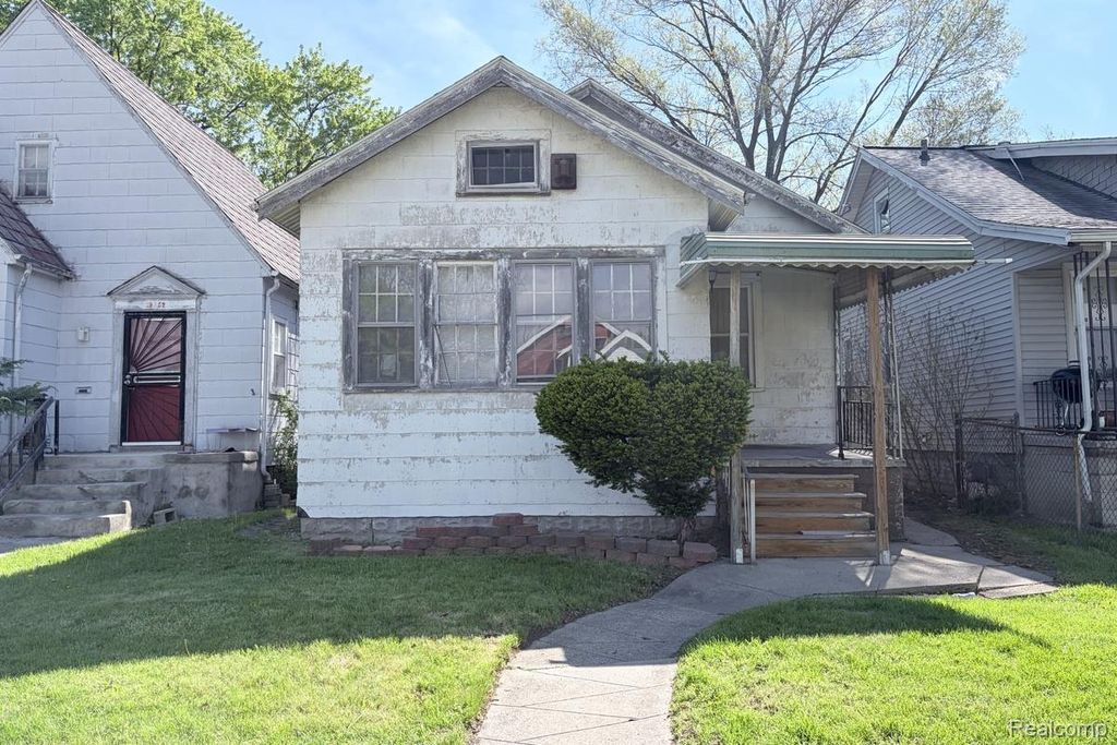 15348 Quincy Street, Detroit, MI 48238