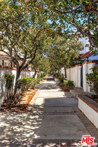 10030 Owensmouth Avenue 67, Los Angeles, CA 91311