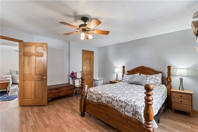 28 Meadow St, Carroll Twp, PA 15063