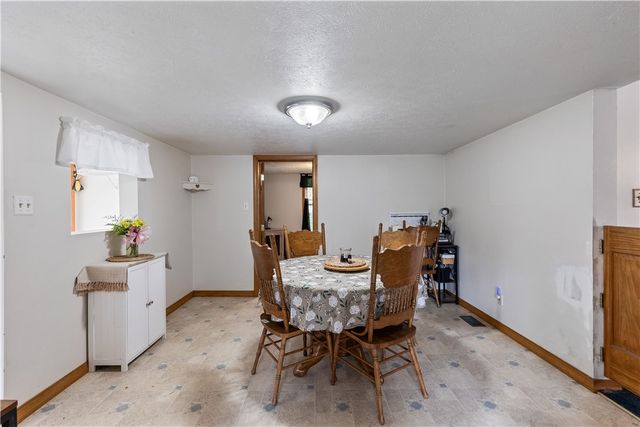 28 Meadow St, Carroll Twp, PA 15063