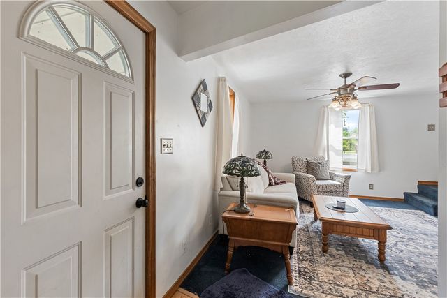 28 Meadow St, Carroll Twp, PA 15063