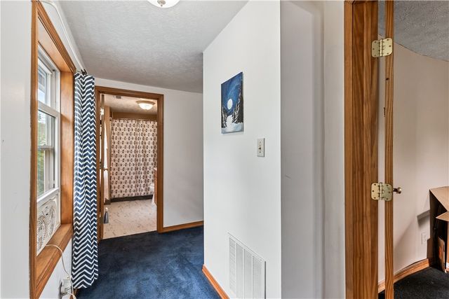28 Meadow St, Carroll Twp, PA 15063
