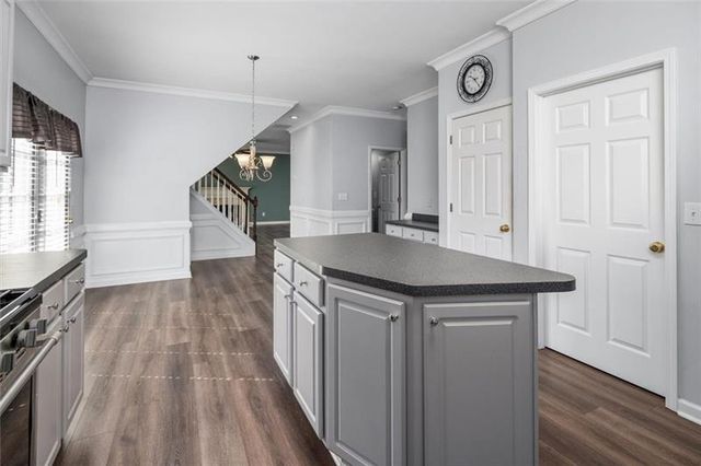 4220 Hunters Green Way NE, Kennesaw, GA 30144