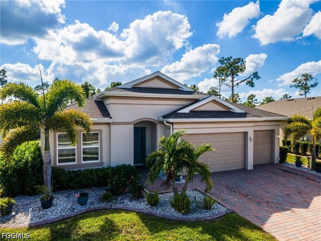 3239 Baravaldo CIR, Cape Coral, FL 33909