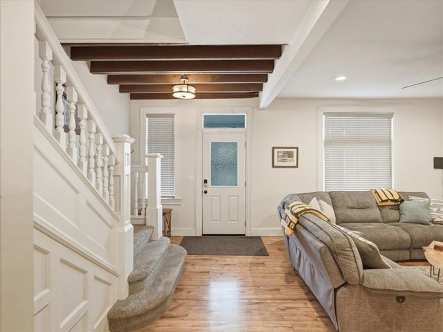 84 Beltzhoover Ave, Mt Washington, PA 15210