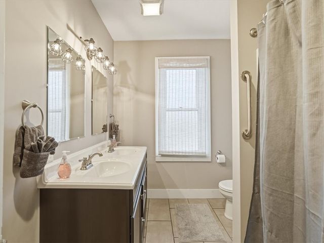 84 Beltzhoover Ave, Mt Washington, PA 15210