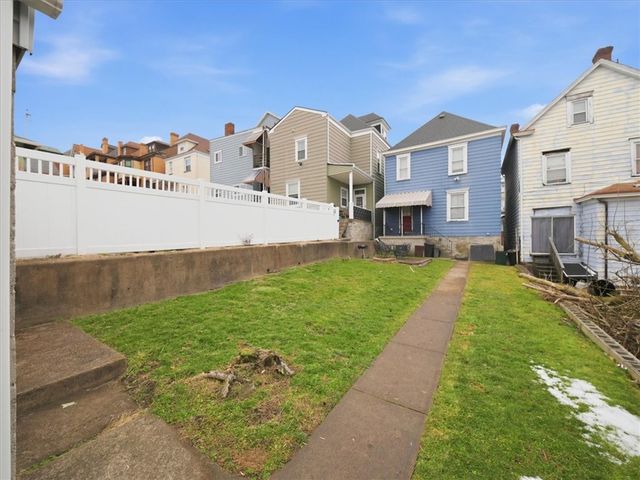 84 Beltzhoover Ave, Mt Washington, PA 15210