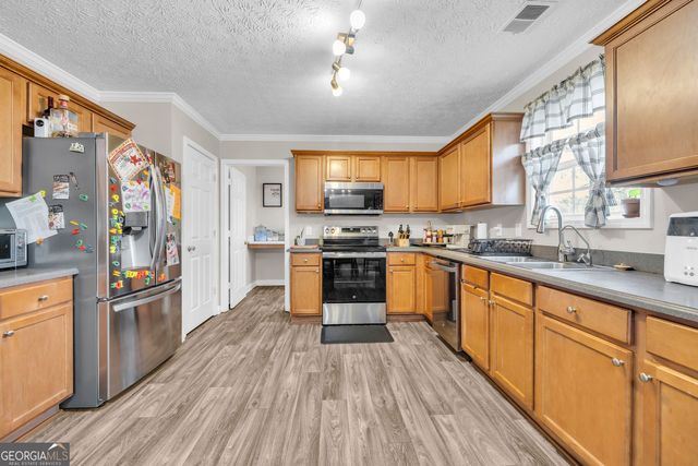 4704 Mayer Trace, Ellenwood, GA 30294