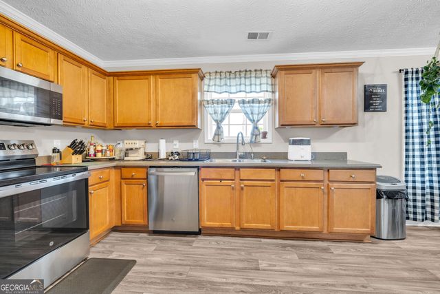 4704 Mayer Trace, Ellenwood, GA 30294