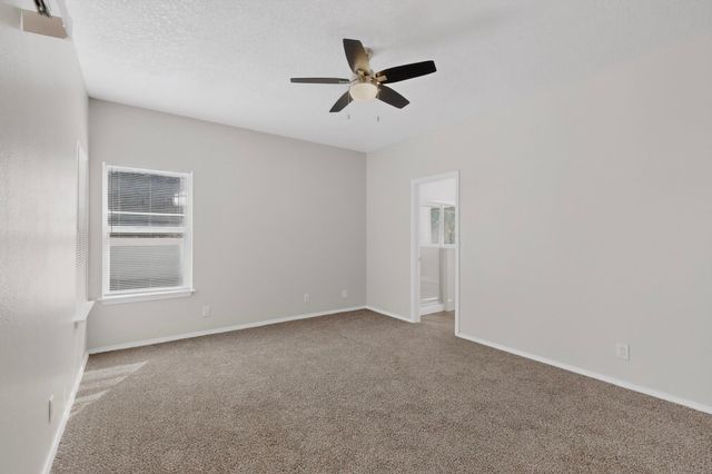 232 Chaparral Loop SE, Rio Rancho, NM 87124