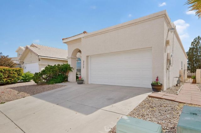 232 Chaparral Loop SE, Rio Rancho, NM 87124