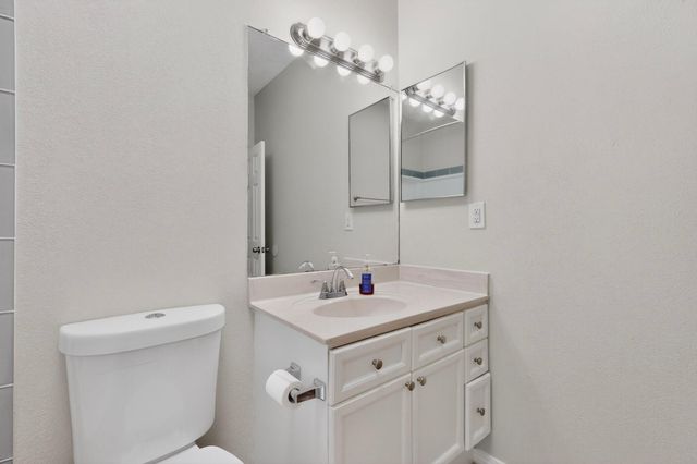 232 Chaparral Loop SE, Rio Rancho, NM 87124