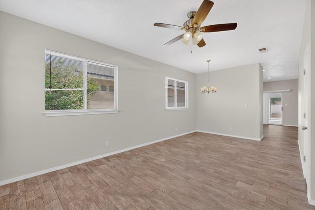 232 Chaparral Loop SE, Rio Rancho, NM 87124