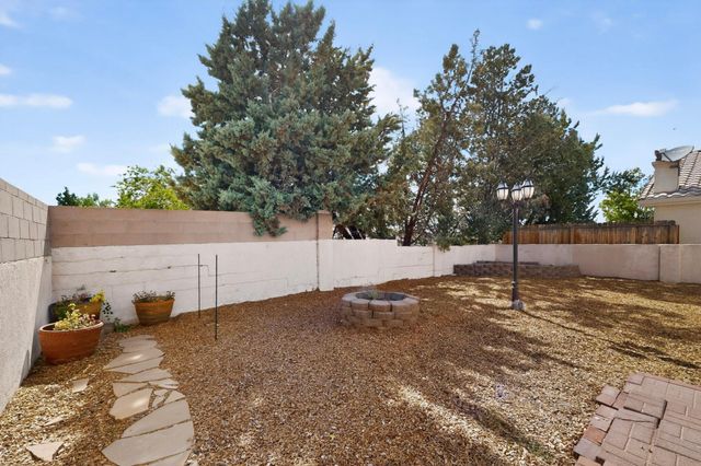 232 Chaparral Loop SE, Rio Rancho, NM 87124