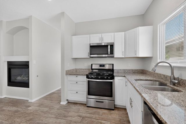 232 Chaparral Loop SE, Rio Rancho, NM 87124