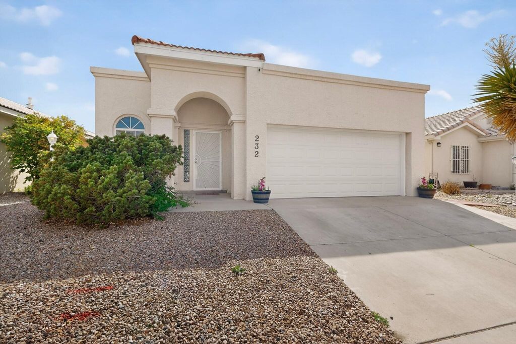 232 Chaparral Loop SE, Rio Rancho, NM 87124