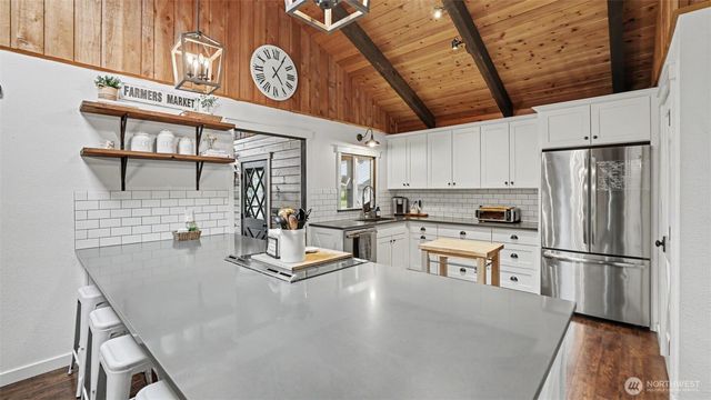 22517 183rd Avenue SE, Kent, WA 98042