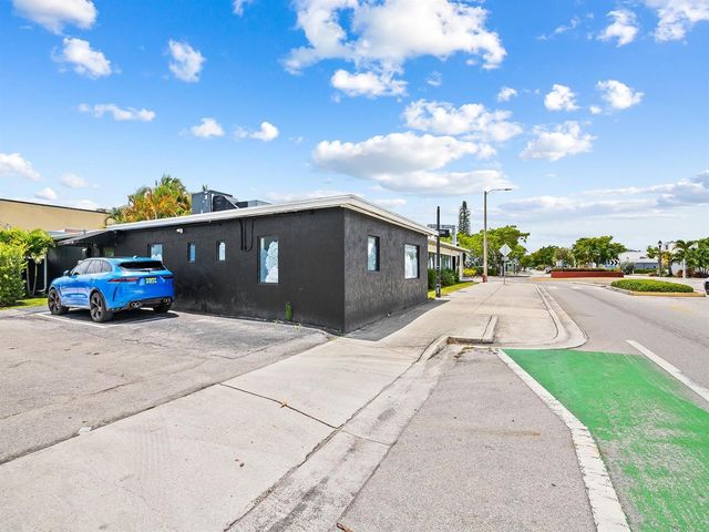 700 NE 13th Street, Fort Lauderdale, FL 33304
