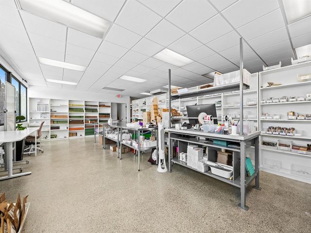 700 NE 13th Street, Fort Lauderdale, FL 33304