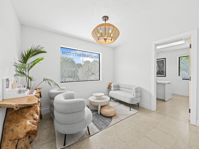 700 NE 13th Street, Fort Lauderdale, FL 33304