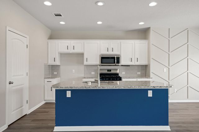 121 Shiner LN, Georgetown, TX 78626