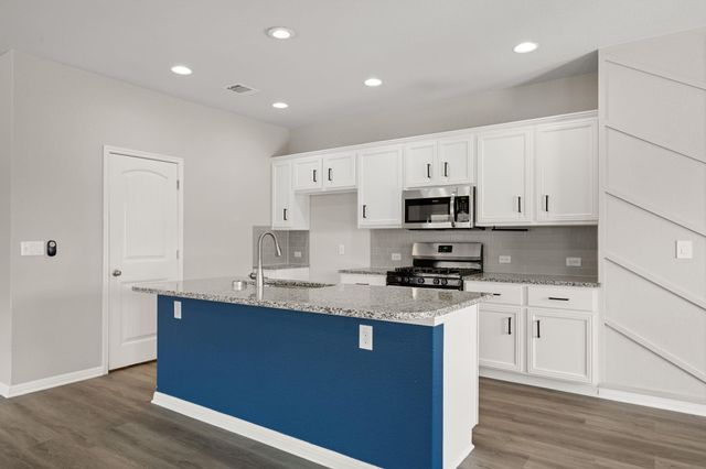121 Shiner LN, Georgetown, TX 78626