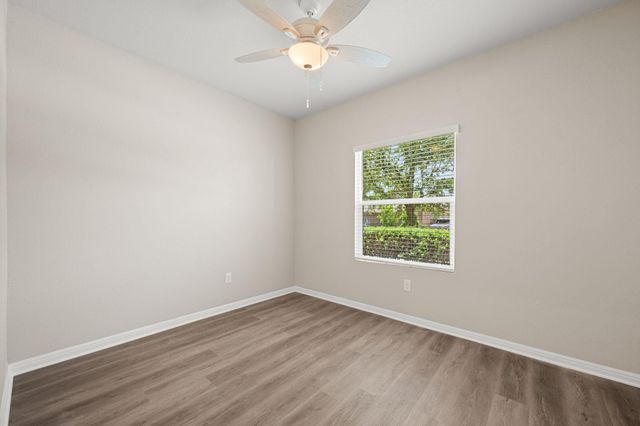 121 Shiner LN, Georgetown, TX 78626