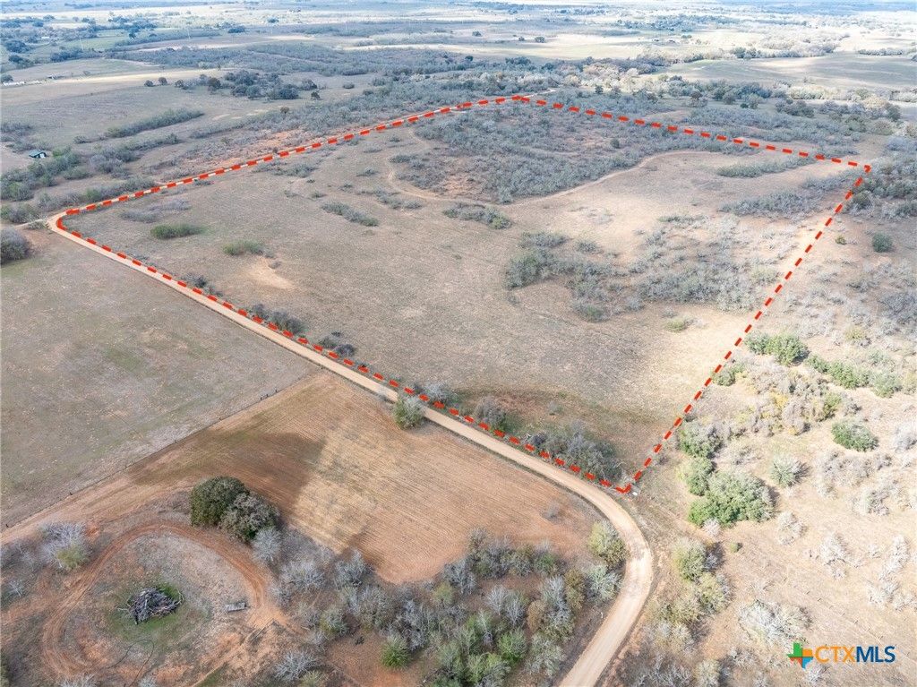 Image 3 of property listing at TBD County Road 113, Nixon, TX 78140