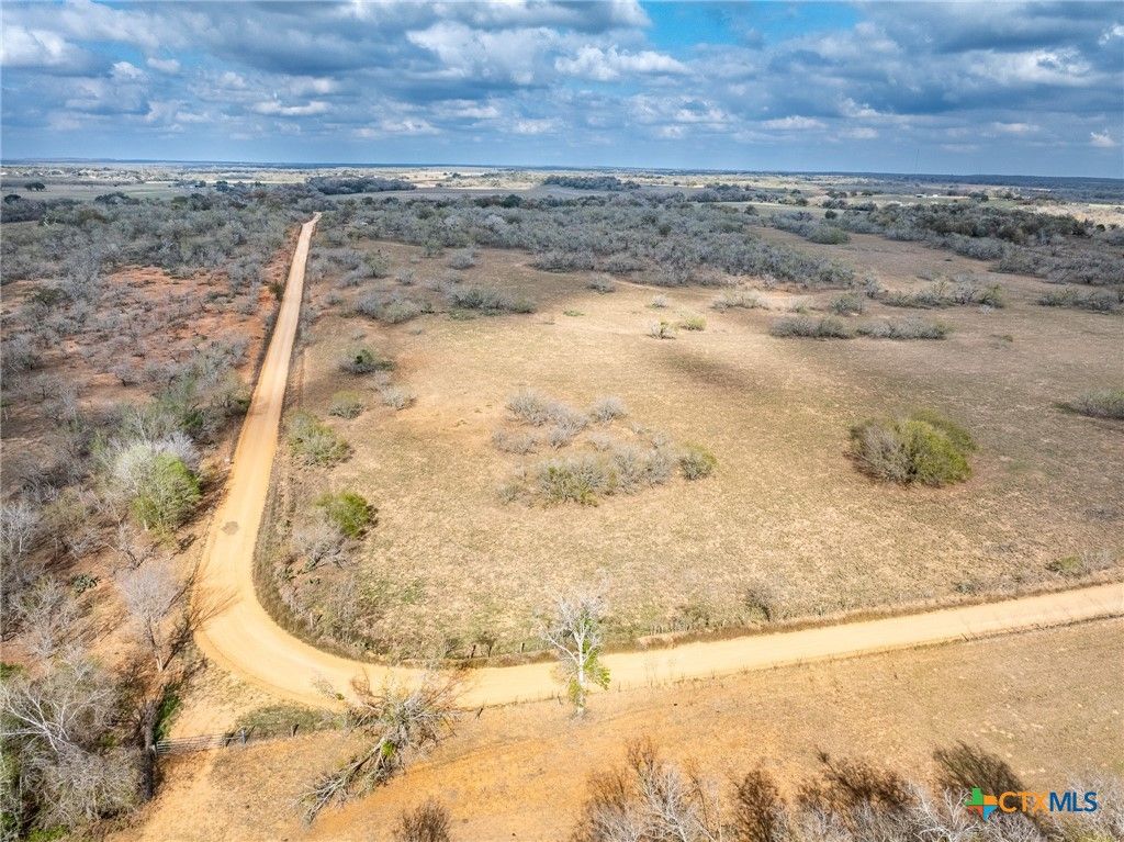 Image 7 of property listing at TBD County Road 113, Nixon, TX 78140