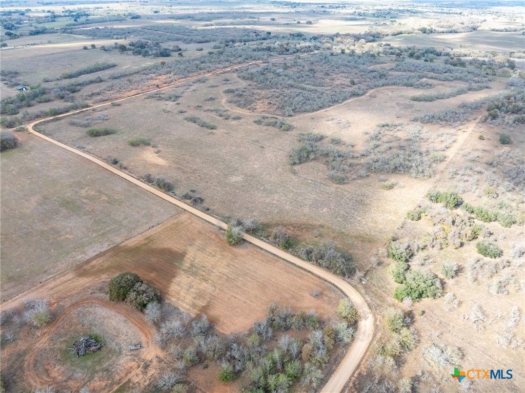 Image 8 of property listing at TBD County Road 113, Nixon, TX 78140