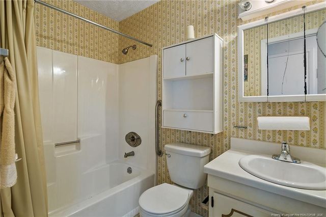 3445 Bennett Drive, Fayetteville, NC 28301