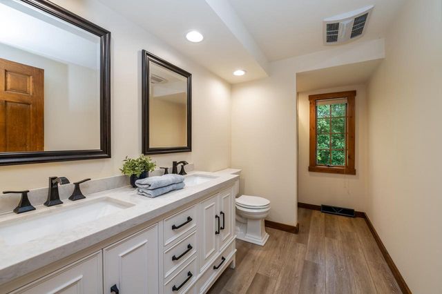 W3895 Timber Lake ROAD, East Troy, WI 53120