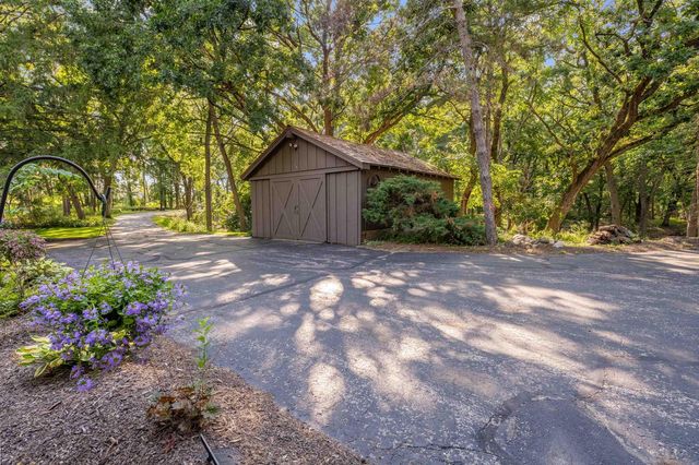 W3895 Timber Lake ROAD, East Troy, WI 53120