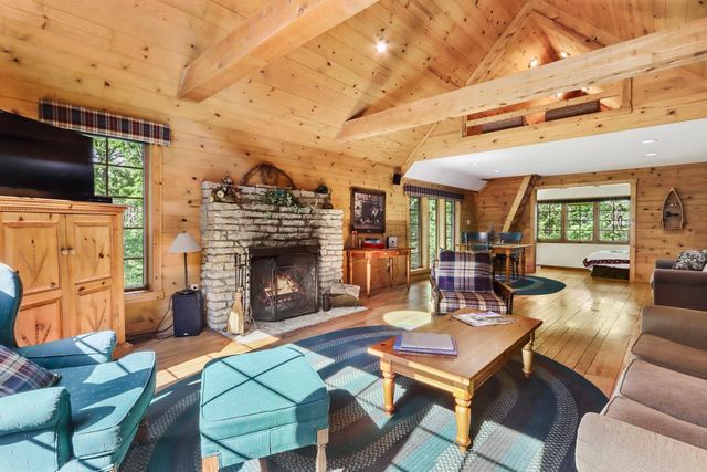 W3895 Timber Lake ROAD, East Troy, WI 53120