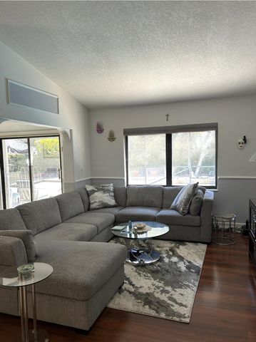 19143 Fairlawn Way, Boca Raton, FL 33434