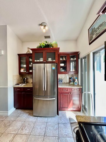 19143 Fairlawn Way, Boca Raton, FL 33434