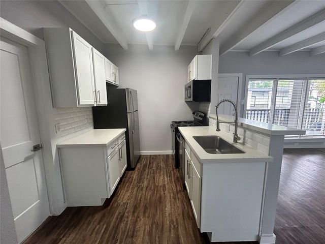 219 Marshall Street 230, Houston, TX 77006