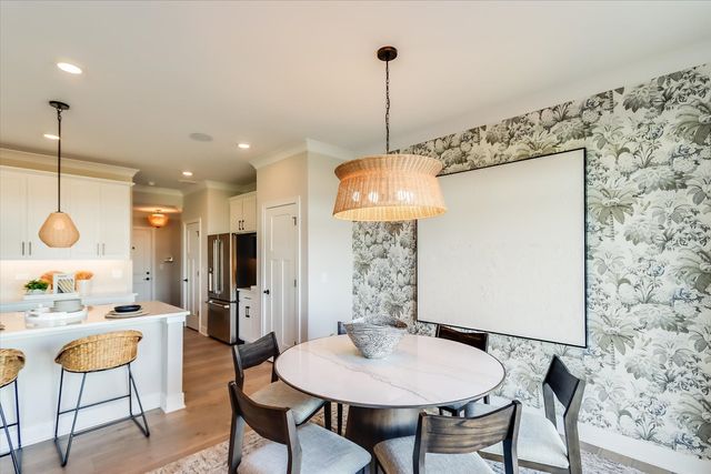 1882 Fulton Street, Woodridge, IL 60517