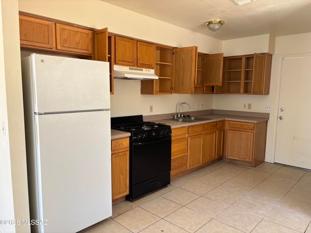 4224 E Lee Street, Tucson, AZ 85712