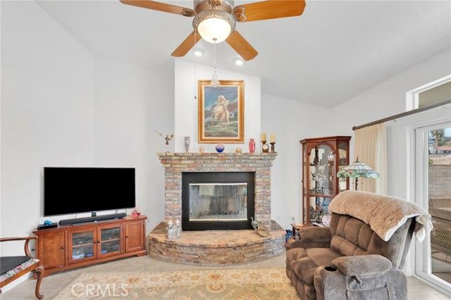 7748 Calpella, Hesperia, CA 92345