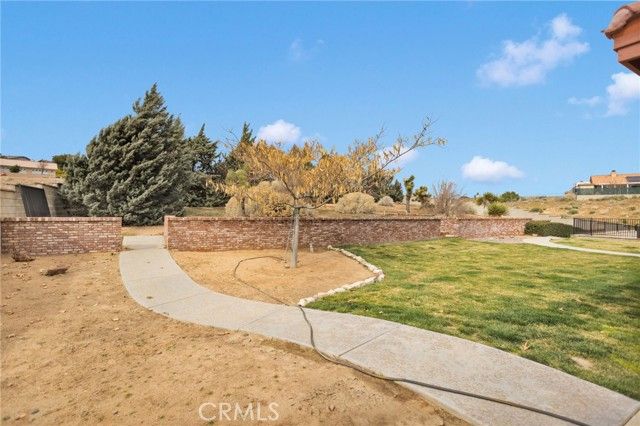 7748 Calpella, Hesperia, CA 92345