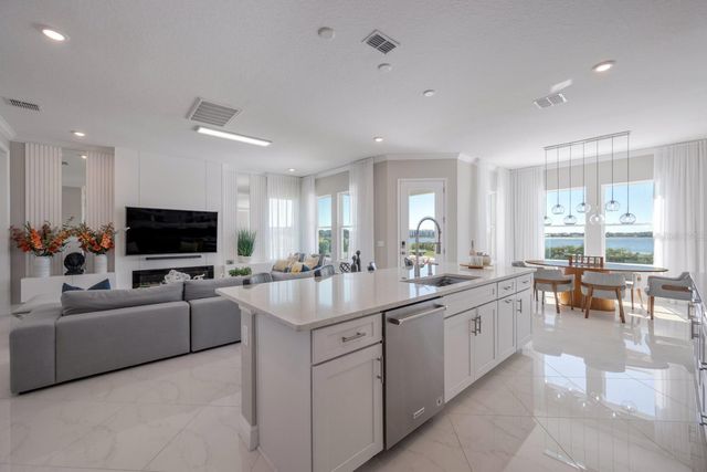 7536 ALPINE BUTTERFLY LANE, Orlando, FL 32819