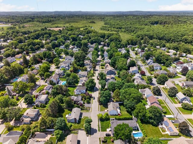 16 Stockdale Road, Needham, MA 02492
