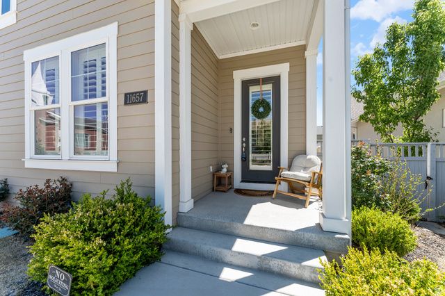 11657 S NIGHT HERON RD, South Jordan, UT 84009