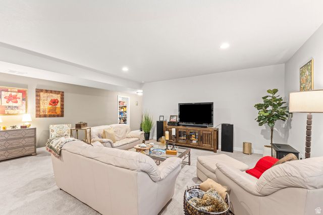 11657 S NIGHT HERON RD, South Jordan, UT 84009
