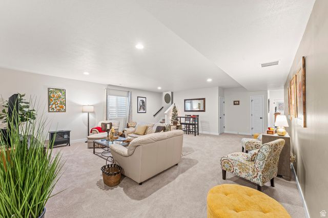 11657 S NIGHT HERON RD, South Jordan, UT 84009